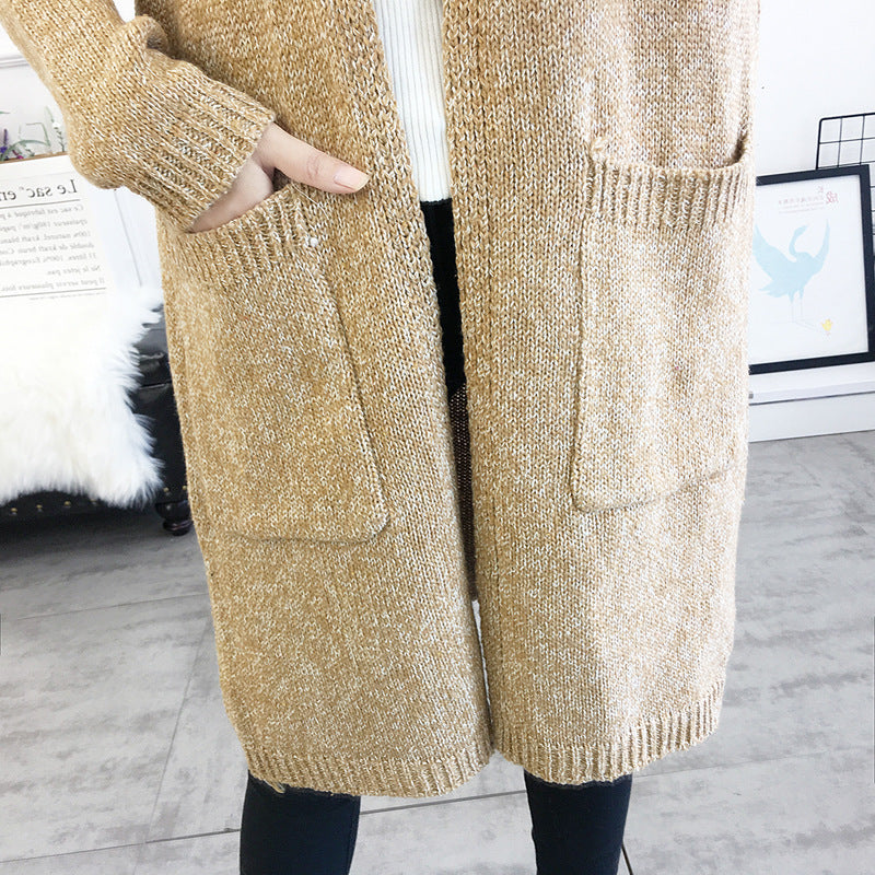 Lockere, bequeme und leichte Strickjacke