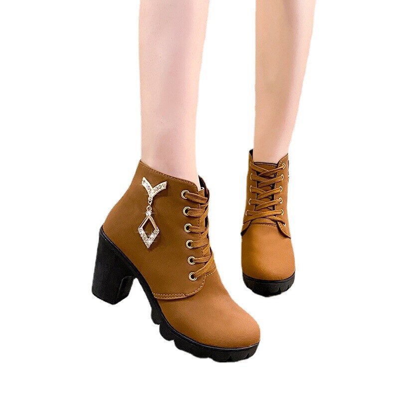 "Stefany" Elegante Stiefelette