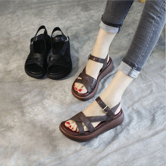 Frauen Sandalen aus weichem Leder