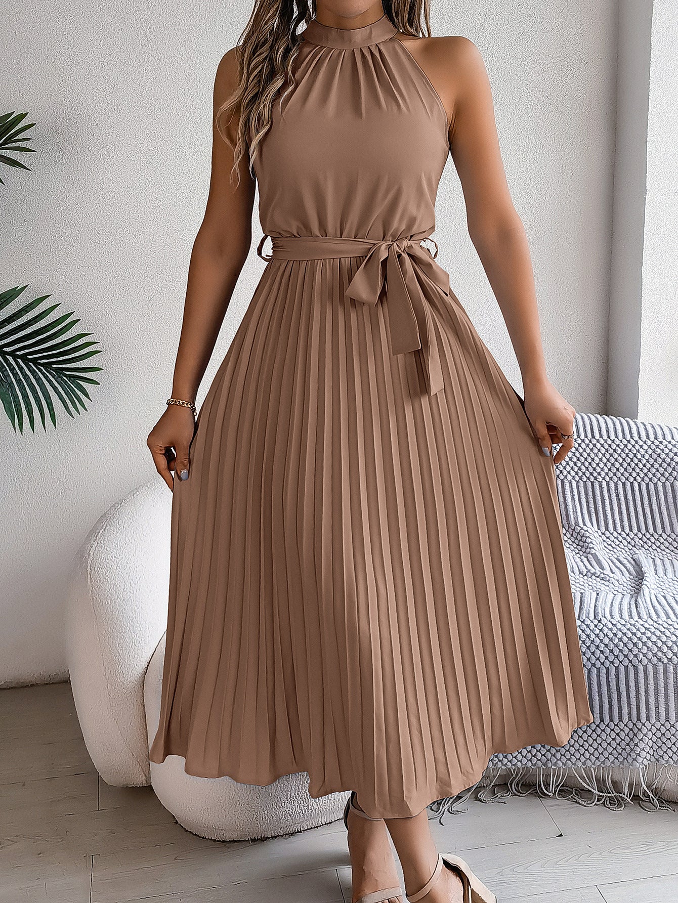 Elegantes ärmelloses Maxikleid