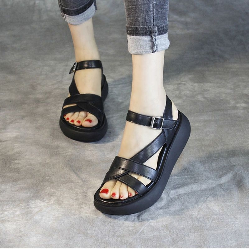 Frauen Sandalen aus weichem Leder