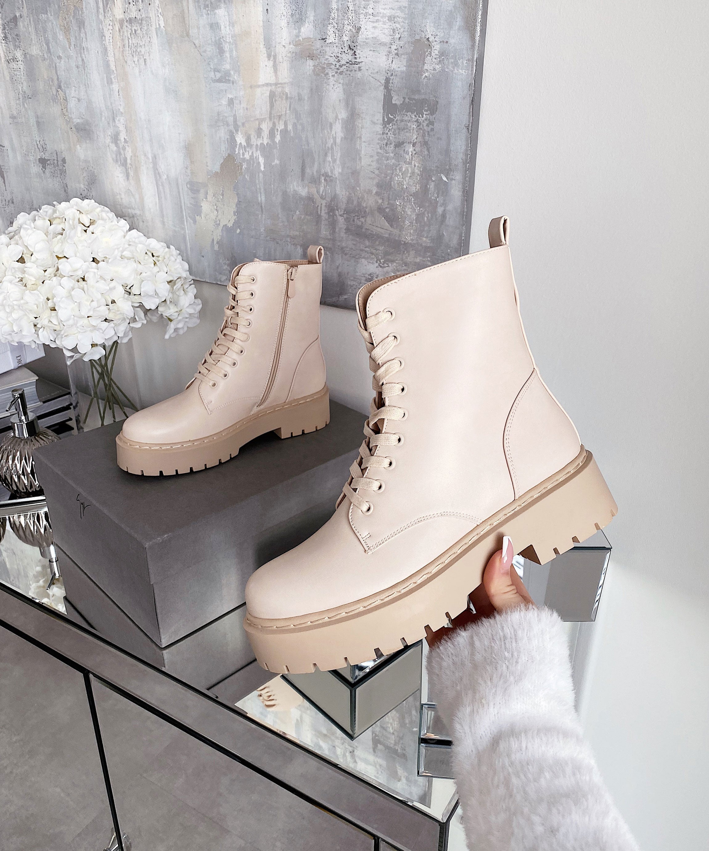 Serena | Stiefel Beige